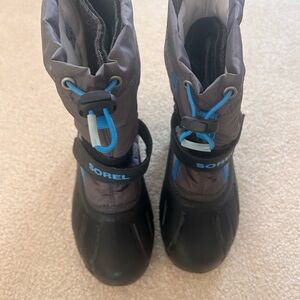 Sorel Kids Boots in Black and Blue